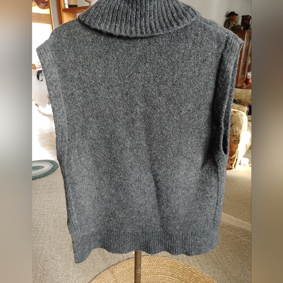Loft Cable Knit Turtleneck Sweater Vest SZ.Med.Gray - Picture 4 of 6